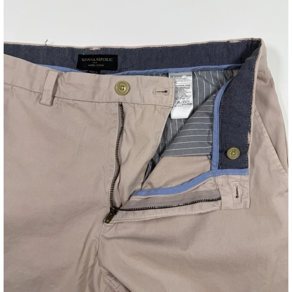 Banana Republic Aiden Chino Pants Mens 34x34 Beige Straight Leg Casual Cotton